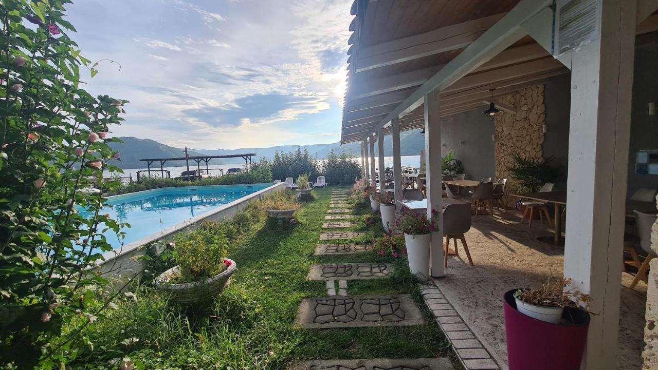 فندق Casa Wanted Orşova المظهر الخارجي الصورة