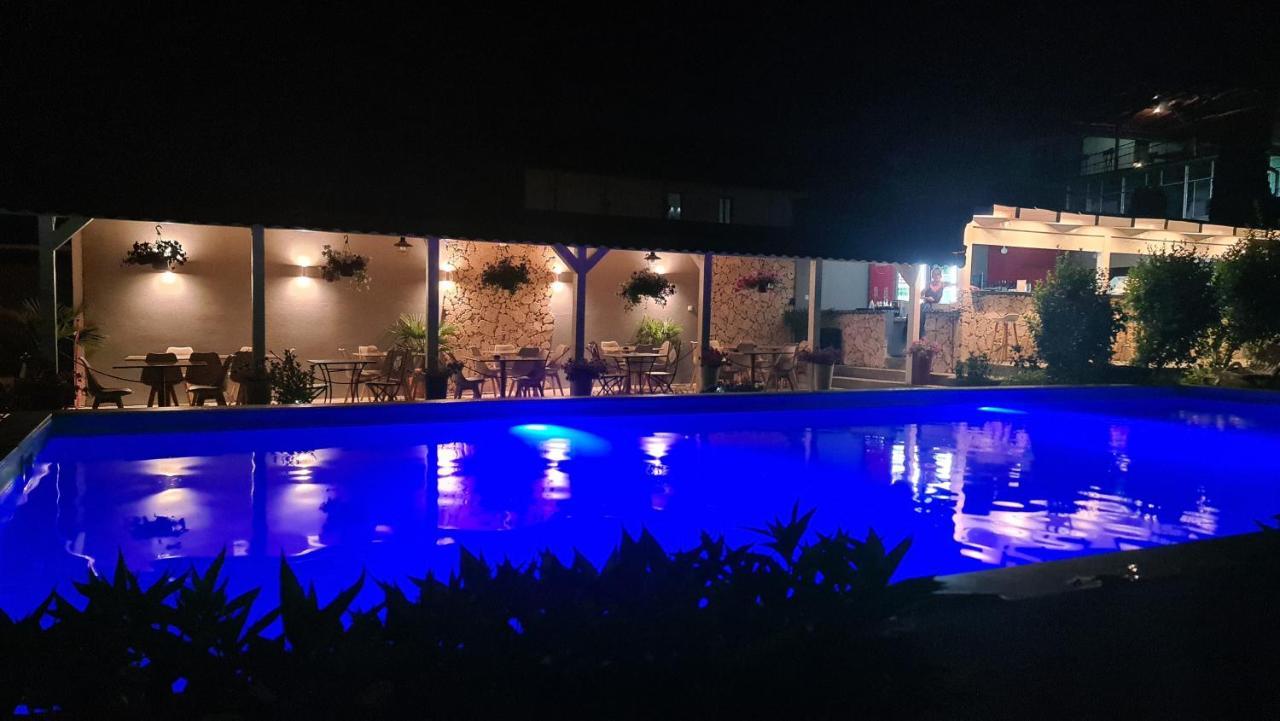 فندق Casa Wanted Orşova المظهر الخارجي الصورة
