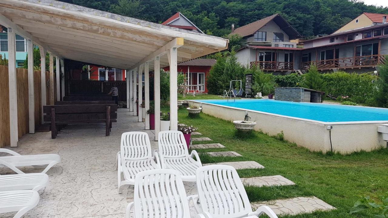 فندق Casa Wanted Orşova المظهر الخارجي الصورة