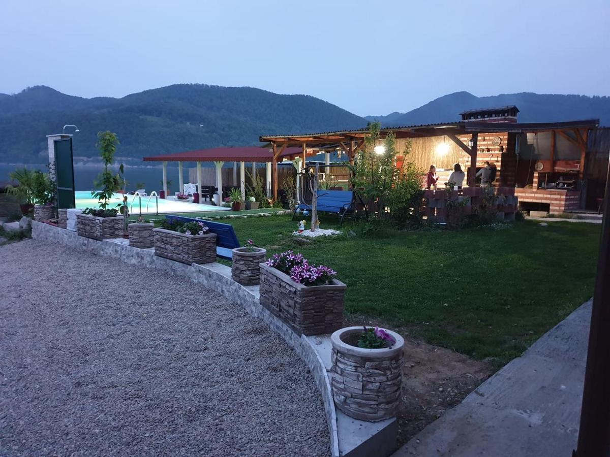 فندق Casa Wanted Orşova المظهر الخارجي الصورة