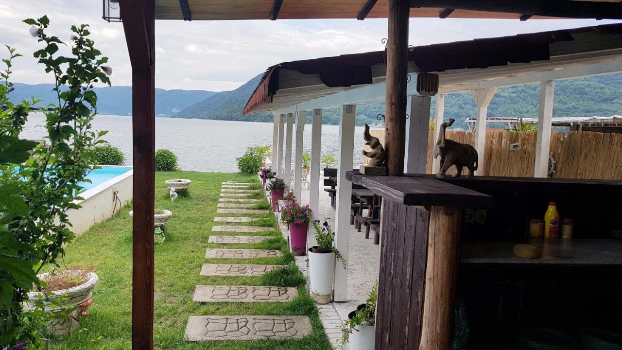 فندق Casa Wanted Orşova المظهر الخارجي الصورة